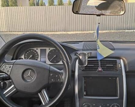 Черный Мерседес Б-класс, объемом двигателя 1.7 л и пробегом 234 тыс. км за 6000 $, фото 34 на Automoto.ua