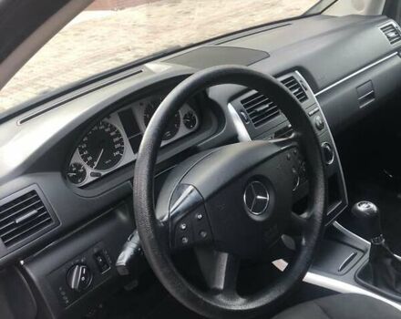 Черный Мерседес Б-класс, объемом двигателя 1.7 л и пробегом 290 тыс. км за 4600 $, фото 9 на Automoto.ua