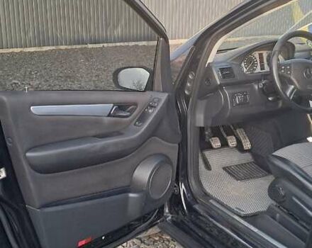 Черный Мерседес Б-класс, объемом двигателя 1.7 л и пробегом 234 тыс. км за 6000 $, фото 28 на Automoto.ua