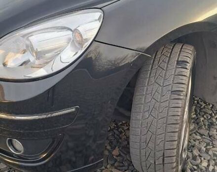 Черный Мерседес Б-класс, объемом двигателя 1.7 л и пробегом 234 тыс. км за 6000 $, фото 20 на Automoto.ua