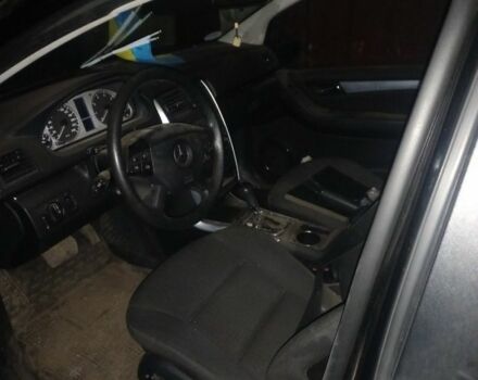 Черный Мерседес Б-класс, объемом двигателя 2 л и пробегом 192 тыс. км за 3800 $, фото 6 на Automoto.ua