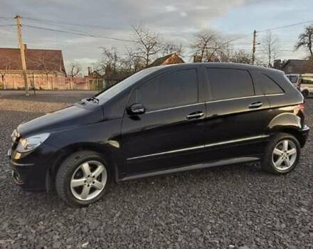 Черный Мерседес Б-класс, объемом двигателя 1.7 л и пробегом 234 тыс. км за 6000 $, фото 5 на Automoto.ua