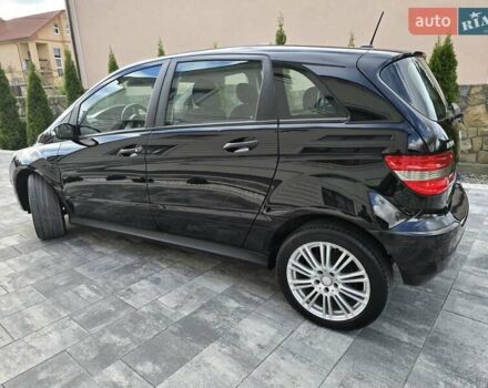 Черный Мерседес Б-класс, объемом двигателя 1.5 л и пробегом 223 тыс. км за 6700 $, фото 60 на Automoto.ua
