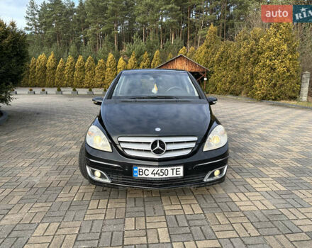 Черный Мерседес Б-класс, объемом двигателя 2 л и пробегом 315 тыс. км за 6900 $, фото 1 на Automoto.ua