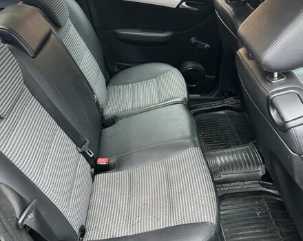 Чорний Мерседес Б-клас, об'ємом двигуна 1.99 л та пробігом 193 тис. км за 6500 $, фото 14 на Automoto.ua