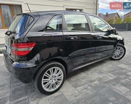 Черный Мерседес Б-класс, объемом двигателя 1.5 л и пробегом 223 тыс. км за 6700 $, фото 63 на Automoto.ua