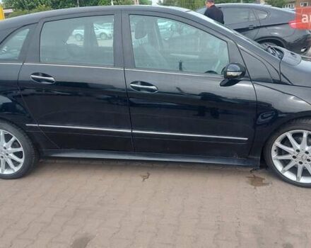 Мерседес Б-клас 2005 у Житомирі на Automoto.ua Чорний Мерседес Б-клас, об'ємом двигуна 2.03 л та пробігом 201 тис. км за 6300 $, фото 3 на Automoto.ua