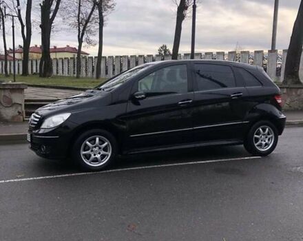 Черный Мерседес Б-класс, объемом двигателя 1.7 л и пробегом 290 тыс. км за 4500 $, фото 2 на Automoto.ua