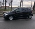 Черный Мерседес Б-класс, объемом двигателя 1.7 л и пробегом 290 тыс. км за 4500 $, фото 2 на Automoto.ua