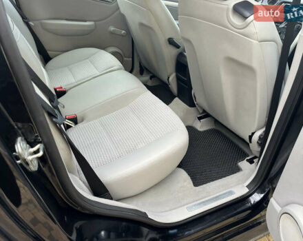 Черный Мерседес Б-класс, объемом двигателя 2.03 л и пробегом 230 тыс. км за 6150 $, фото 53 на Automoto.ua