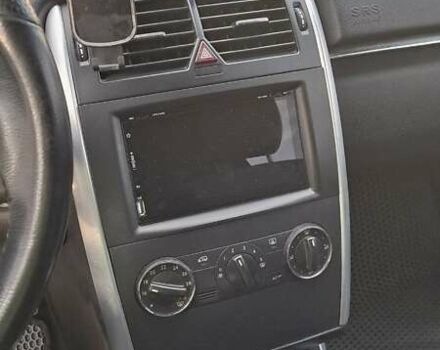 Черный Мерседес Б-класс, объемом двигателя 1.7 л и пробегом 234 тыс. км за 6000 $, фото 37 на Automoto.ua