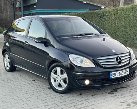 Чорний Мерседес Б-клас, об'ємом двигуна 2 л та пробігом 270 тис. км за 5500 $, фото 3 на Automoto.ua