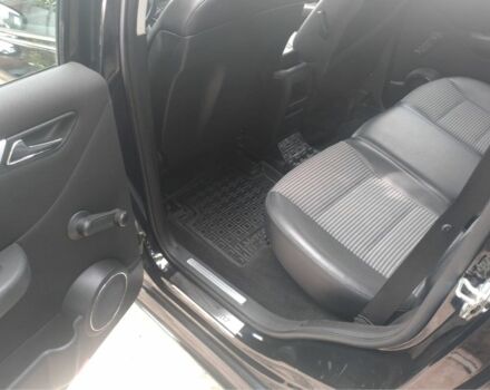 Черный Мерседес Б-класс, объемом двигателя 1.7 л и пробегом 221 тыс. км за 6500 $, фото 5 на Automoto.ua