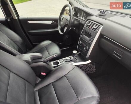 Чорний Мерседес Б-клас, об'ємом двигуна 2 л та пробігом 228 тис. км за 6400 $, фото 26 на Automoto.ua