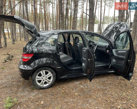 Черный Мерседес Б-класс, объемом двигателя 2.03 л и пробегом 274 тыс. км за 5749 $, фото 29 на Automoto.ua