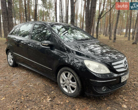 Черный Мерседес Б-класс, объемом двигателя 2.03 л и пробегом 274 тыс. км за 5749 $, фото 1 на Automoto.ua