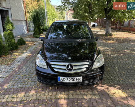 Чорний Мерседес Б-клас, об'ємом двигуна 1.99 л та пробігом 272 тис. км за 5800 $, фото 11 на Automoto.ua
