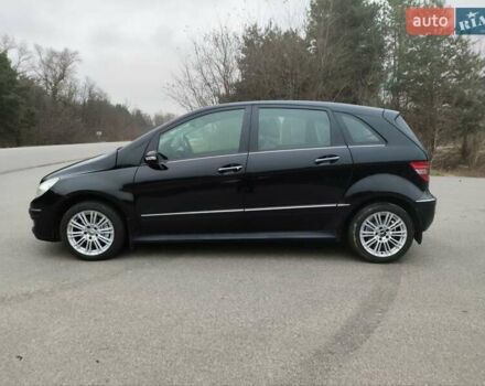 Чорний Мерседес Б-клас, об'ємом двигуна 2 л та пробігом 228 тис. км за 6400 $, фото 8 на Automoto.ua