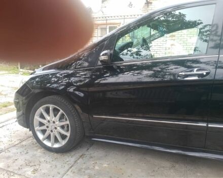 Черный Мерседес Б-класс, объемом двигателя 1.7 л и пробегом 221 тыс. км за 6500 $, фото 2 на Automoto.ua