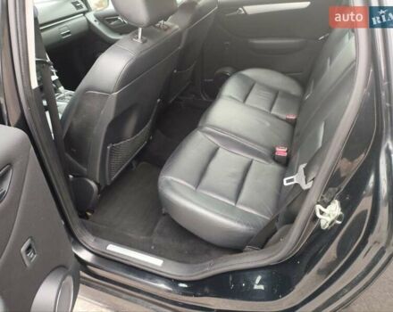 Чорний Мерседес Б-клас, об'ємом двигуна 2 л та пробігом 228 тис. км за 6400 $, фото 27 на Automoto.ua