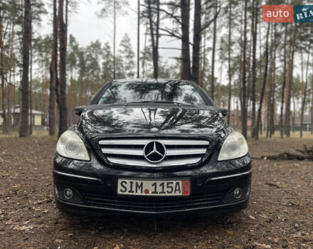 Черный Мерседес Б-класс, объемом двигателя 2.03 л и пробегом 274 тыс. км за 5749 $, фото 8 на Automoto.ua