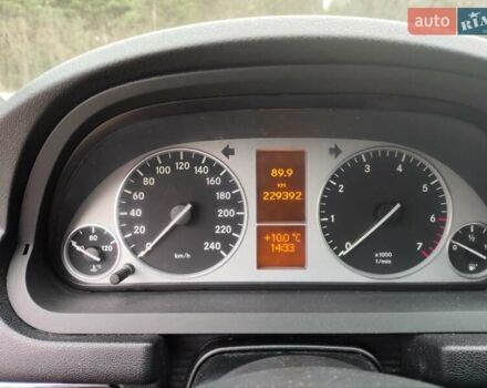Чорний Мерседес Б-клас, об'ємом двигуна 2 л та пробігом 228 тис. км за 6400 $, фото 19 на Automoto.ua