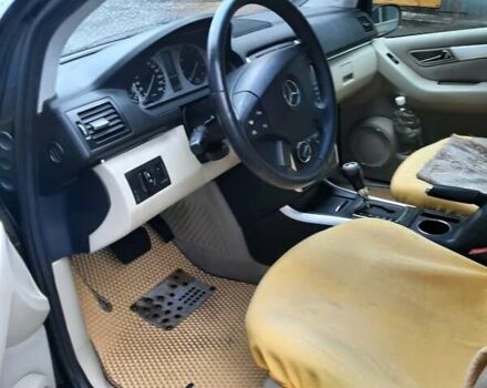 Черный Мерседес Б-класс, объемом двигателя 1.5 л и пробегом 180 тыс. км за 6100 $, фото 2 на Automoto.ua