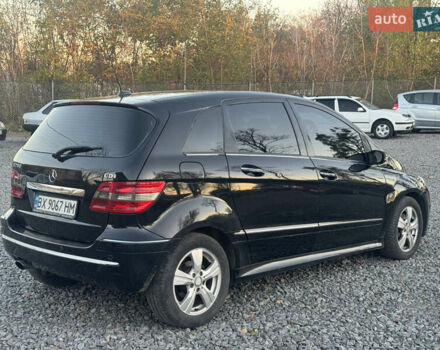 Черный Мерседес Б-класс, объемом двигателя 1.99 л и пробегом 330 тыс. км за 4999 $, фото 12 на Automoto.ua