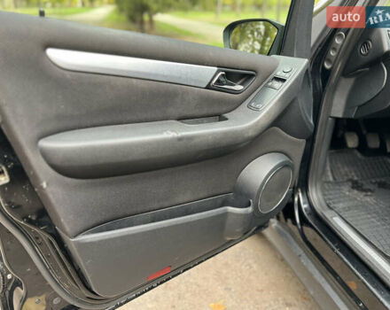 Мерседес Б-клас 2006 у Миколаєві на Automoto.ua Чорний Мерседес Б-клас, об'ємом двигуна 1.5 л та пробігом 320 тис. км за 5500 $, фото 10 на Automoto.ua