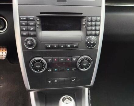 Чорний Мерседес Б-клас, об'ємом двигуна 2 л та пробігом 228 тис. км за 6400 $, фото 15 на Automoto.ua