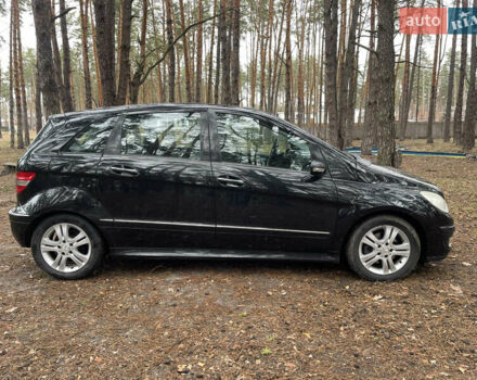 Черный Мерседес Б-класс, объемом двигателя 2.03 л и пробегом 274 тыс. км за 5749 $, фото 2 на Automoto.ua