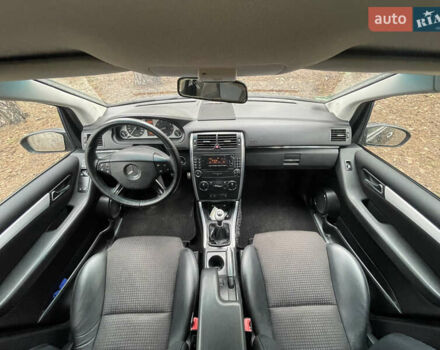 Черный Мерседес Б-класс, объемом двигателя 2.03 л и пробегом 274 тыс. км за 5749 $, фото 12 на Automoto.ua