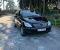 Черный Мерседес Б-класс, объемом двигателя 1.5 л и пробегом 300 тыс. км за 5500 $, фото 1 на Automoto.ua