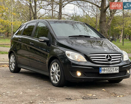 Мерседес Б-клас 2006 у Миколаєві на Automoto.ua Чорний Мерседес Б-клас, об'ємом двигуна 1.5 л та пробігом 320 тис. км за 5500 $, фото 2 на Automoto.ua