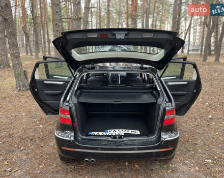 Черный Мерседес Б-класс, объемом двигателя 2.03 л и пробегом 274 тыс. км за 5749 $, фото 31 на Automoto.ua