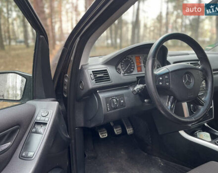 Черный Мерседес Б-класс, объемом двигателя 2.03 л и пробегом 274 тыс. км за 5749 $, фото 9 на Automoto.ua