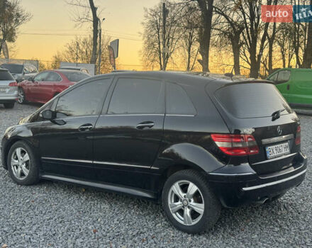 Черный Мерседес Б-класс, объемом двигателя 1.99 л и пробегом 330 тыс. км за 4999 $, фото 13 на Automoto.ua