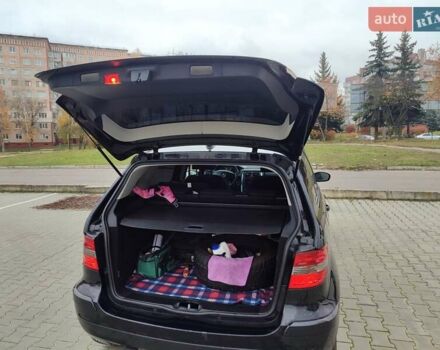 Чорний Мерседес Б-клас, об'ємом двигуна 1.5 л та пробігом 211 тис. км за 6200 $, фото 6 на Automoto.ua