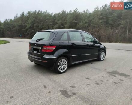 Чорний Мерседес Б-клас, об'ємом двигуна 2 л та пробігом 228 тис. км за 6400 $, фото 10 на Automoto.ua