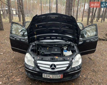 Черный Мерседес Б-класс, объемом двигателя 2.03 л и пробегом 274 тыс. км за 5749 $, фото 34 на Automoto.ua