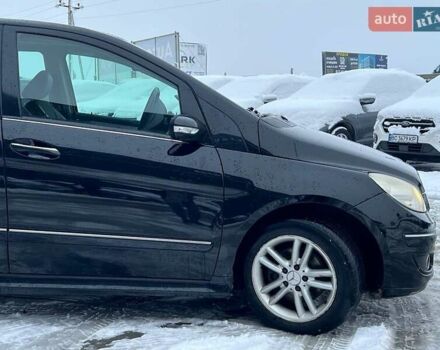 Черный Мерседес Б-класс, объемом двигателя 2 л и пробегом 265 тыс. км за 6990 $, фото 10 на Automoto.ua