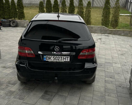 Чорний Мерседес Б-клас, об'ємом двигуна 2.03 л та пробігом 254 тис. км за 6700 $, фото 9 на Automoto.ua