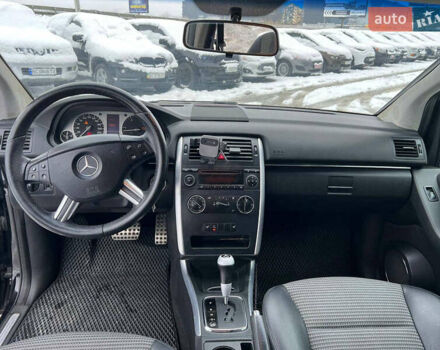 Черный Мерседес Б-класс, объемом двигателя 2 л и пробегом 265 тыс. км за 6990 $, фото 33 на Automoto.ua