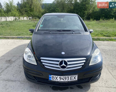 Черный Мерседес Б-класс, объемом двигателя 1.5 л и пробегом 185 тыс. км за 6150 $, фото 3 на Automoto.ua