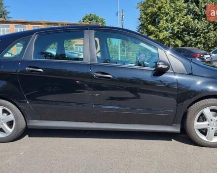 Чорний Мерседес Б-клас, об'ємом двигуна 0 л та пробігом 190 тис. км за 7300 $, фото 3 на Automoto.ua