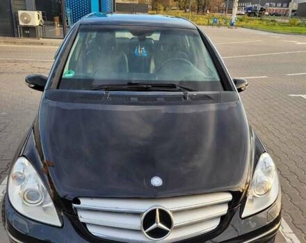 Чорний Мерседес Б-клас, об'ємом двигуна 1.8 л та пробігом 260 тис. км за 5600 $, фото 6 на Automoto.ua