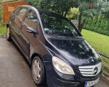 Чорний Мерседес Б-клас, об'ємом двигуна 2 л та пробігом 300 тис. км за 2500 $, фото 1 на Automoto.ua