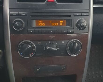 Черный Мерседес Б-класс, объемом двигателя 0 л и пробегом 470 тыс. км за 5500 $, фото 7 на Automoto.ua