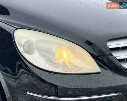 Черный Мерседес Б-класс, объемом двигателя 2 л и пробегом 265 тыс. км за 6990 $, фото 12 на Automoto.ua