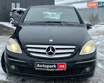 Черный Мерседес Б-класс, объемом двигателя 2 л и пробегом 265 тыс. км за 6990 $, фото 1 на Automoto.ua